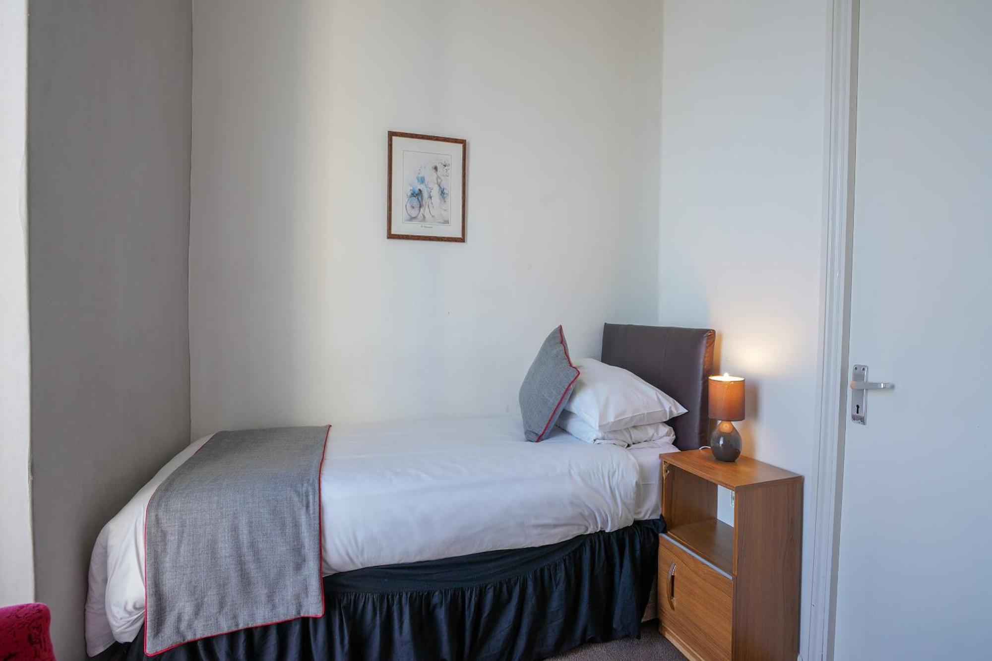 Oyo Shanklin Beach Hotel المظهر الخارجي الصورة